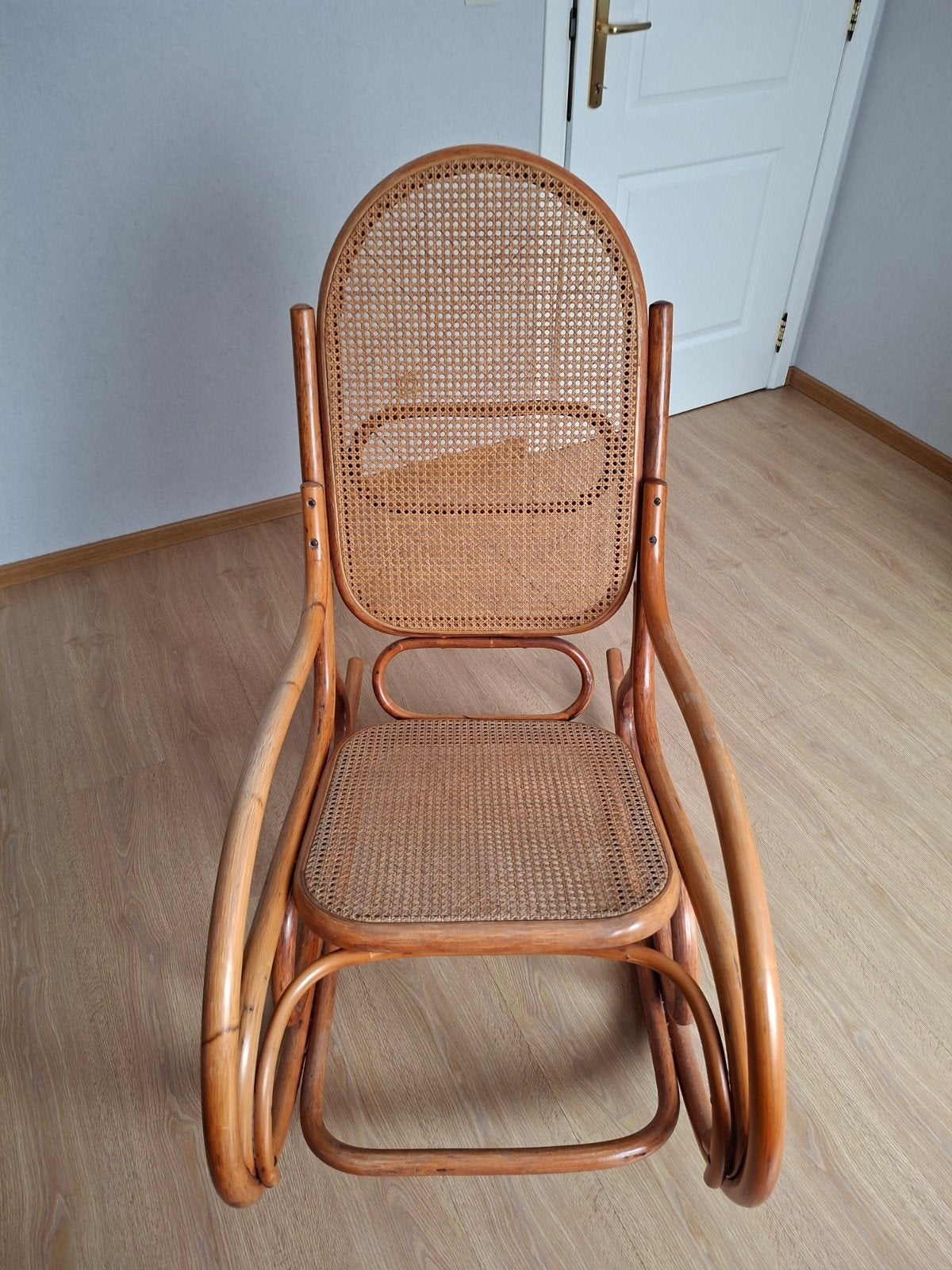 Schommelstoel te koop, Ophalen