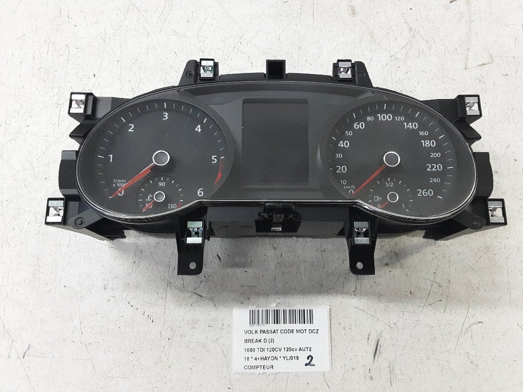 COMPTEUR DE VITESSE Passat Variant (3G5) (3G0920741C), Volkswagen, Mevr. I. Hauben, Utilisé, Rue de l'Espoir 34 34
4030  GRIVEGNÉE, BE
