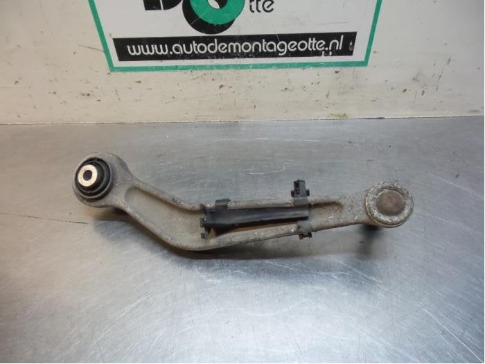 Draagarm rechts-achter van een BMW 5-Serie (5-Serie 02-), Gebruikt, -, -, Ophalen of Verzenden