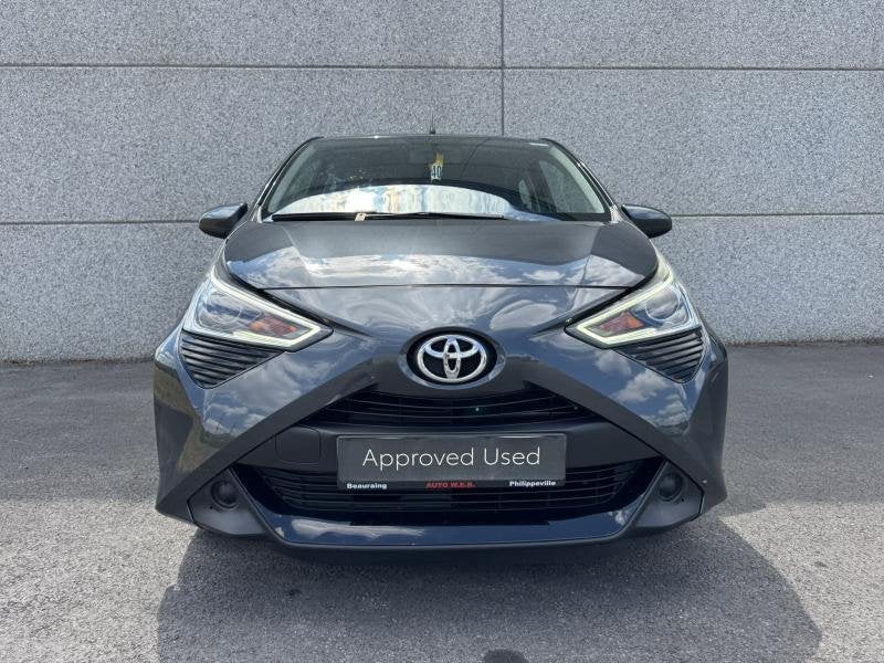 Toyota Aygo 1.0 essence 5MT x-play avec Climatisation, Auto's, Toyota, Euro 6, 72 pk, 93 g/km, 1000 cc