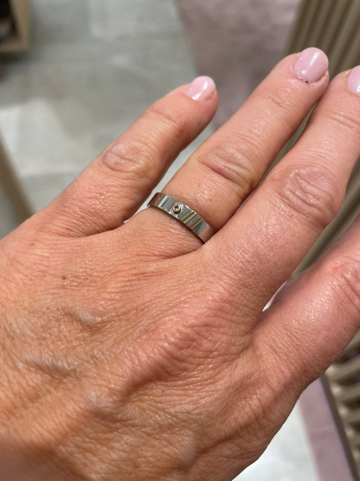 Bague en or brillant, Bijoux, Sacs & Beauté, Bagues, Femme ou Homme, Fer ou Acier, Comme neuf, Avec pierre précieuse