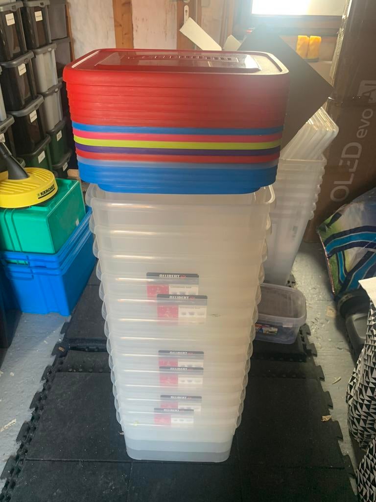 Allibert bakken met deksel, Ophalen, Minder dan 50 cm, Zo goed als nieuw, Minder dan 40 cm