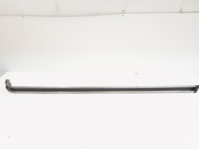 Rail porte coulissante droite d'un Mercedes Sprinter, 3 mois de garantie, Utilisé, -, -