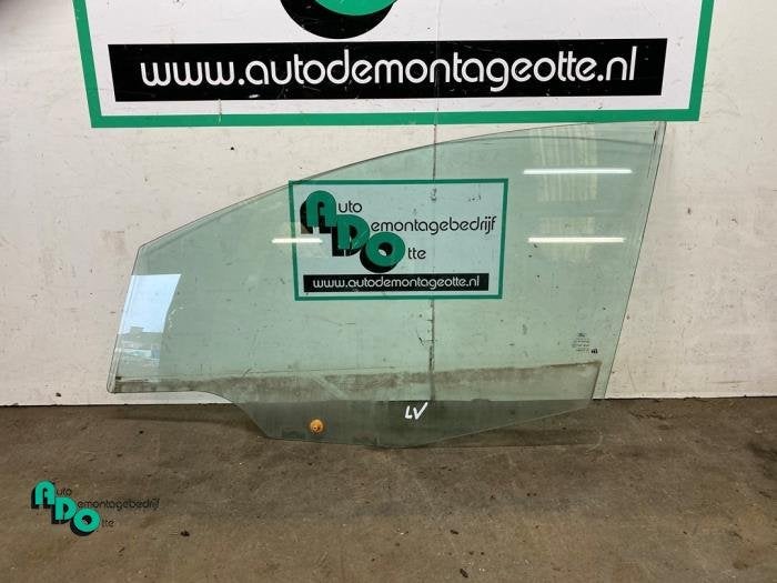 Vitre portière 4portes avant gauche d'un Ford Fiesta (Fiest, -, 3 mois de garantie, -, -