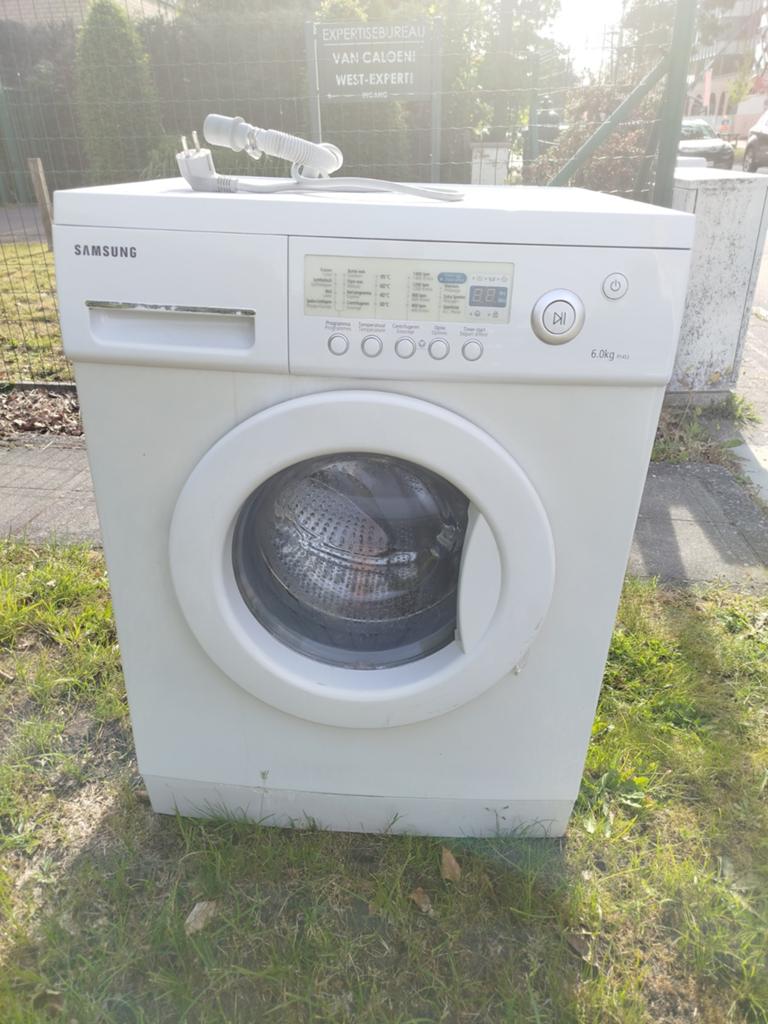 Wasmachine met klein defekt., Elektronische apparatuur, Wasmachines, Ophalen