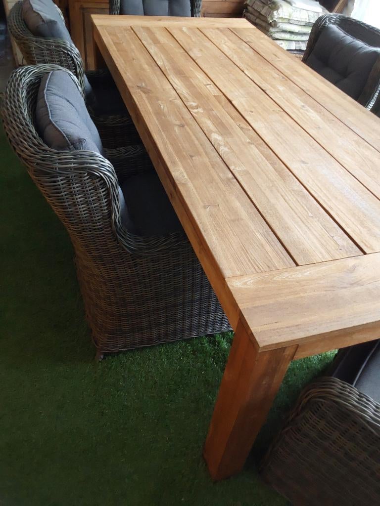 Grande table avec 6 sièges confortables, Maison & Meubles, Tables | Tables à manger, Enlèvement, Comme neuf, Cinq personnes ou plus