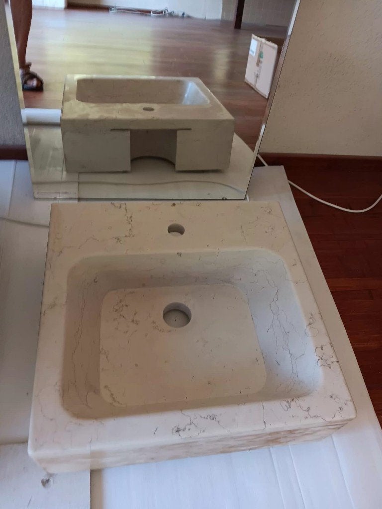 marmeren wastafel, Doe-het-zelf en Bouw, Sanitair, Ophalen, Zo goed als nieuw, Steen, Wastafel