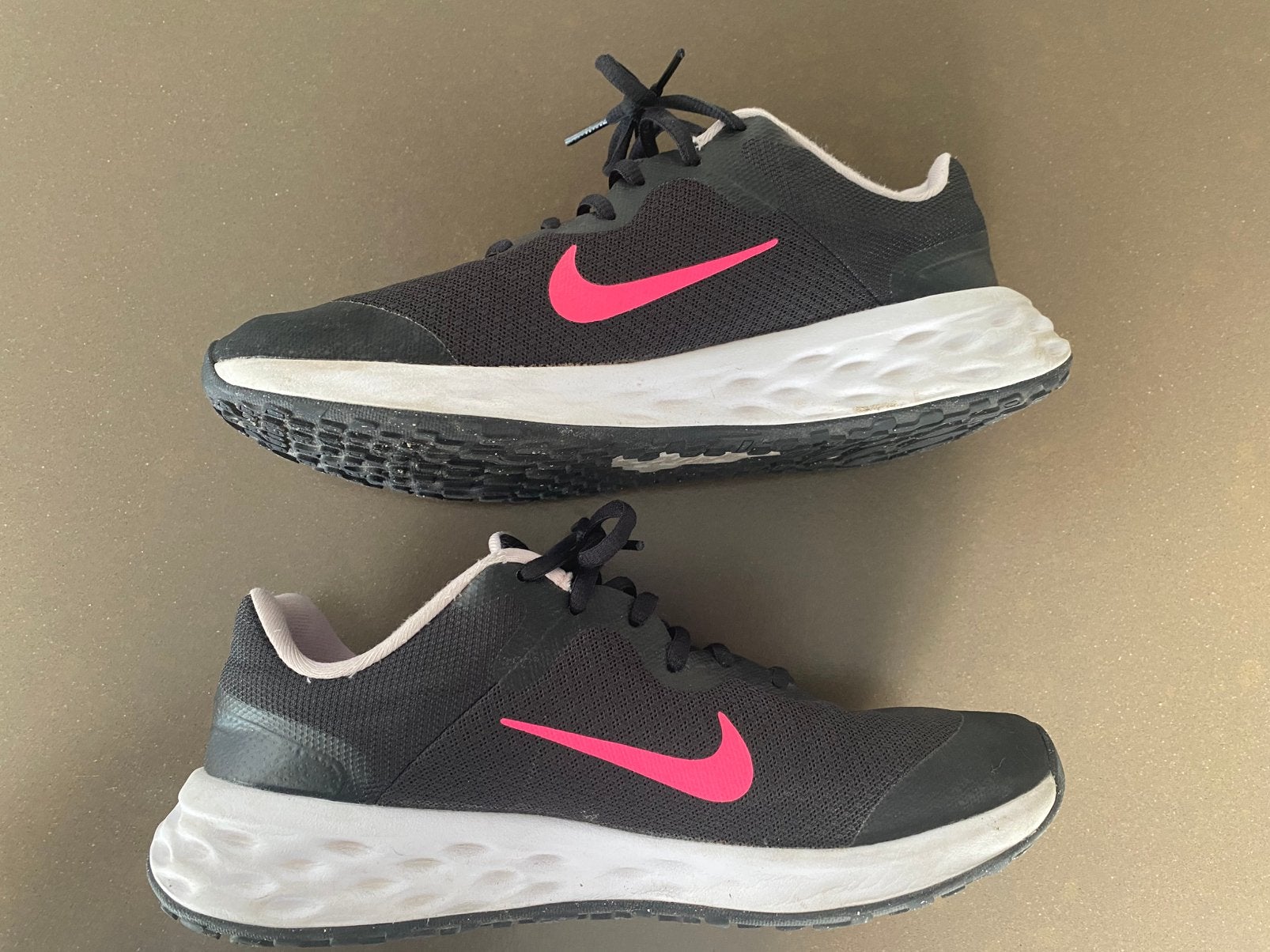 Chaussures de sport Nike, Sports & Fitness, Enlèvement ou Envoi, Comme neuf, Nike