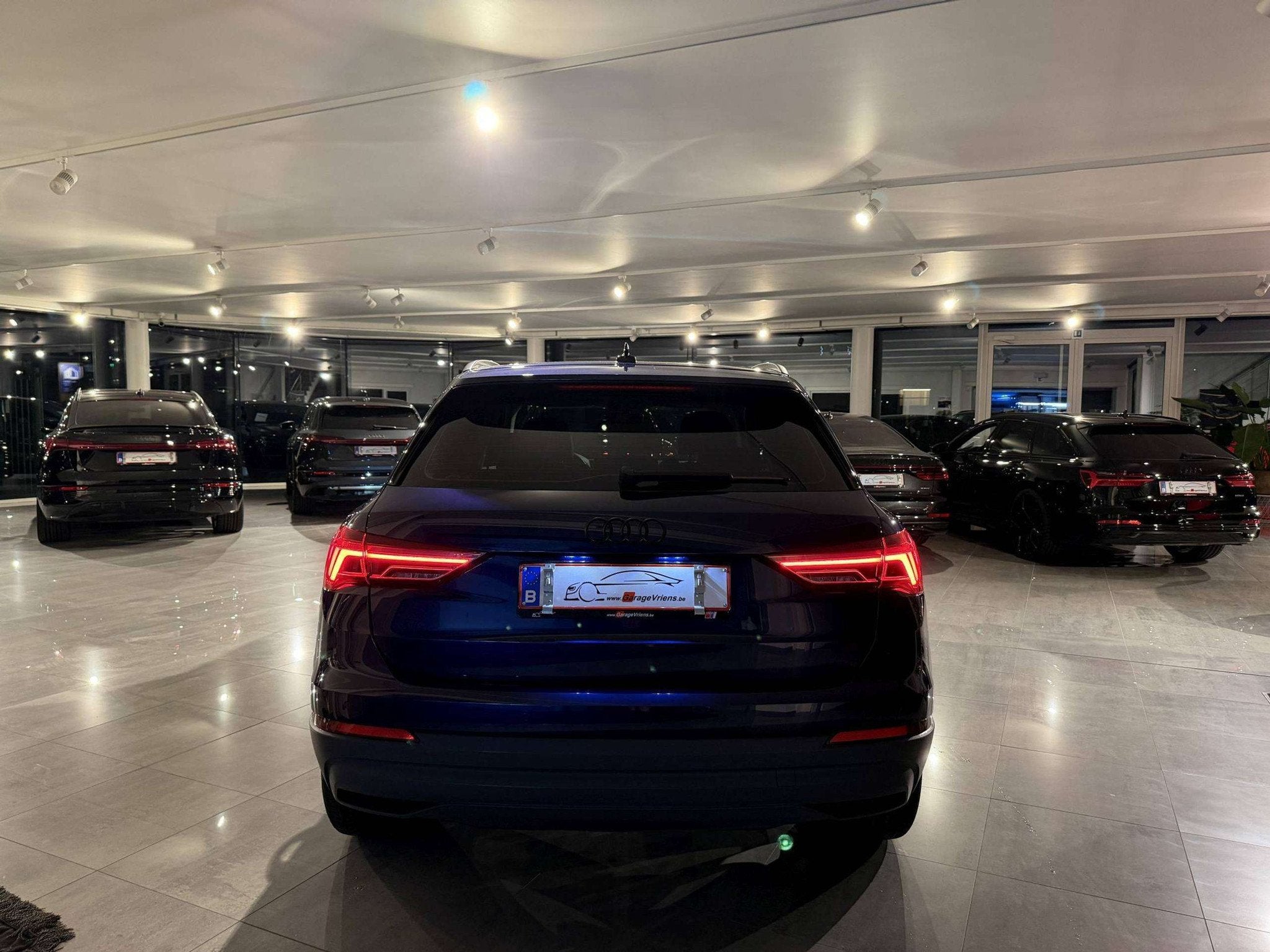 Audi Q3 SOLD BIJ GARAGE VRIENS YVES BV! (automatique), Autos, Audi, 1395 cm³, Achat, Euro 6, Noir