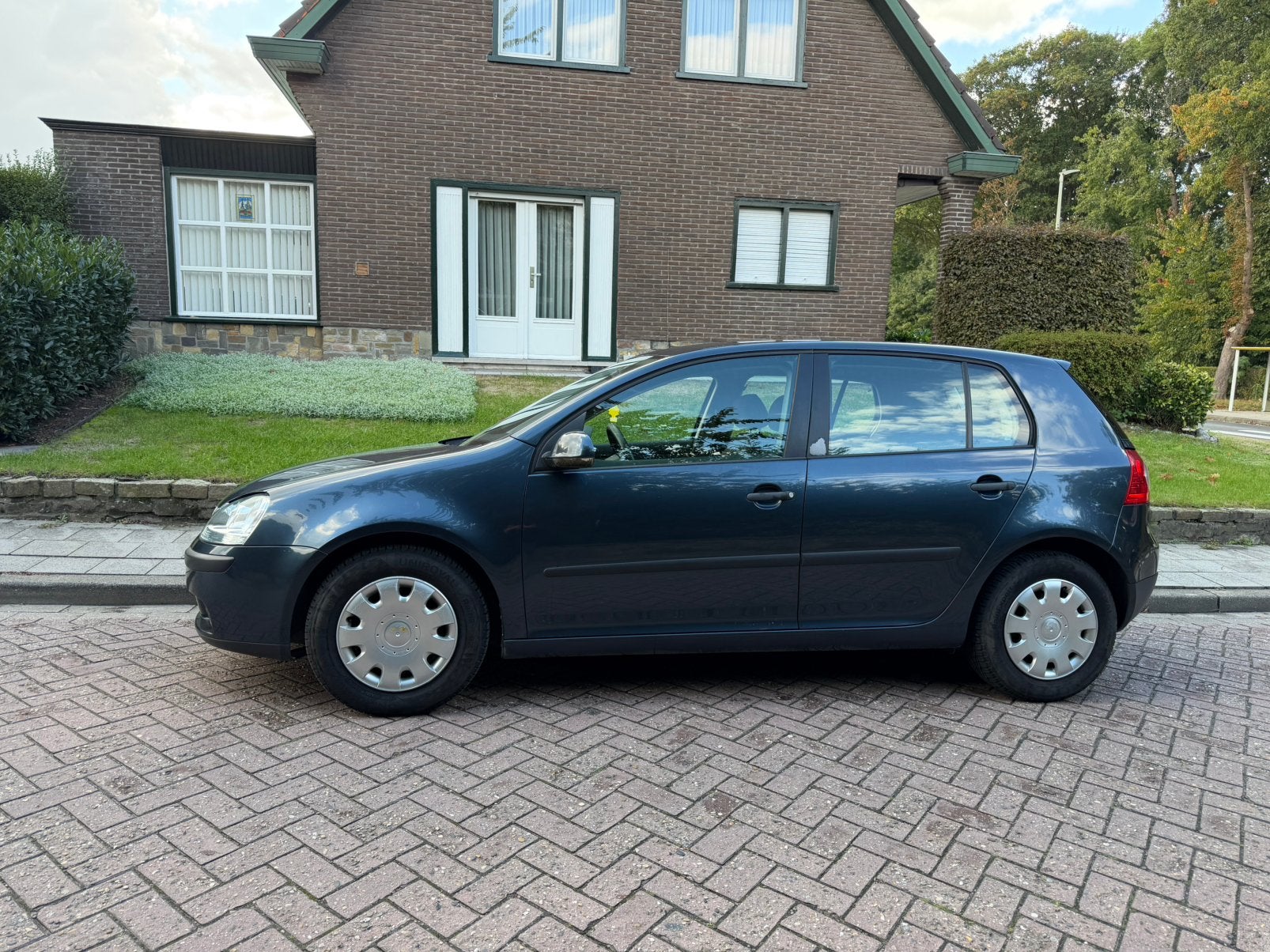Volkswagen Golf 1.4i essence 5 port Climatisée  Carpass, Autos, Achat, Entreprise, Boîte manuelle, Entretenue par le concessionnaire
