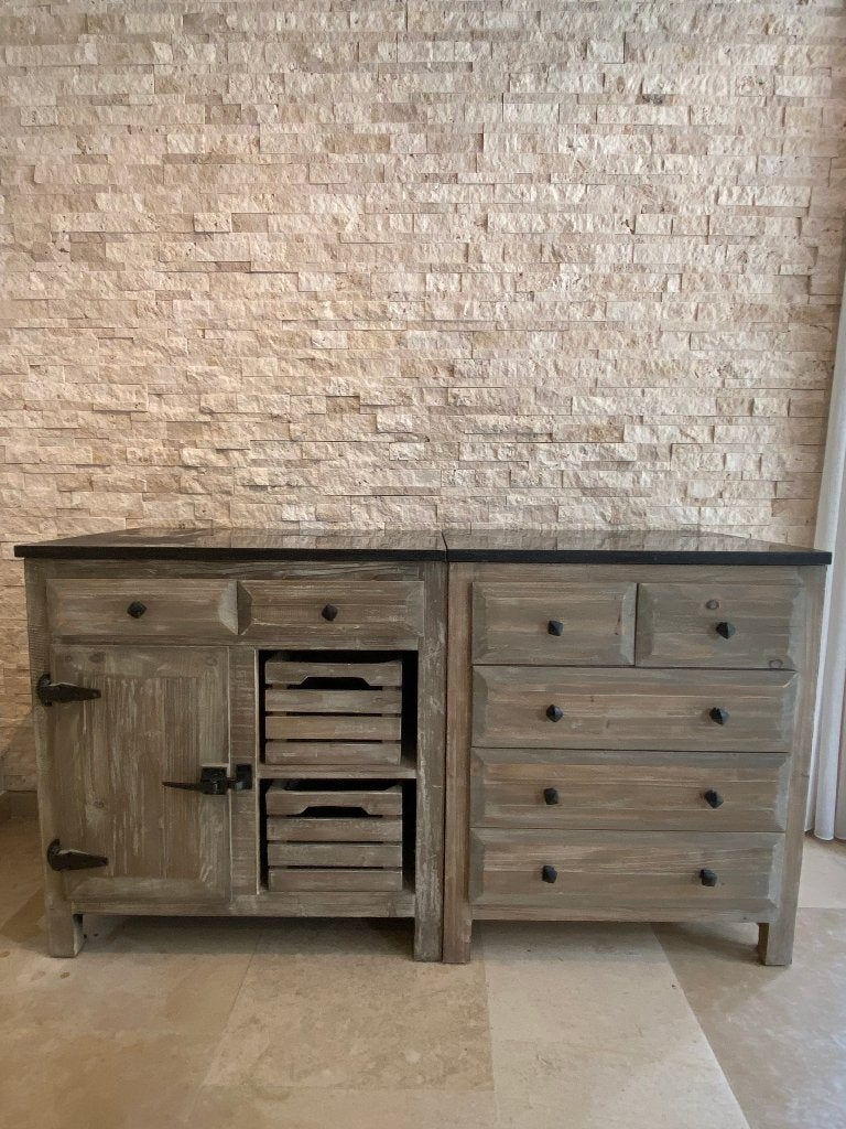 Keukenkast in old pine met tablet in blauwe steen, Huis en Inrichting, Woonaccessoires | Spiegels, Ophalen, Zo goed als nieuw