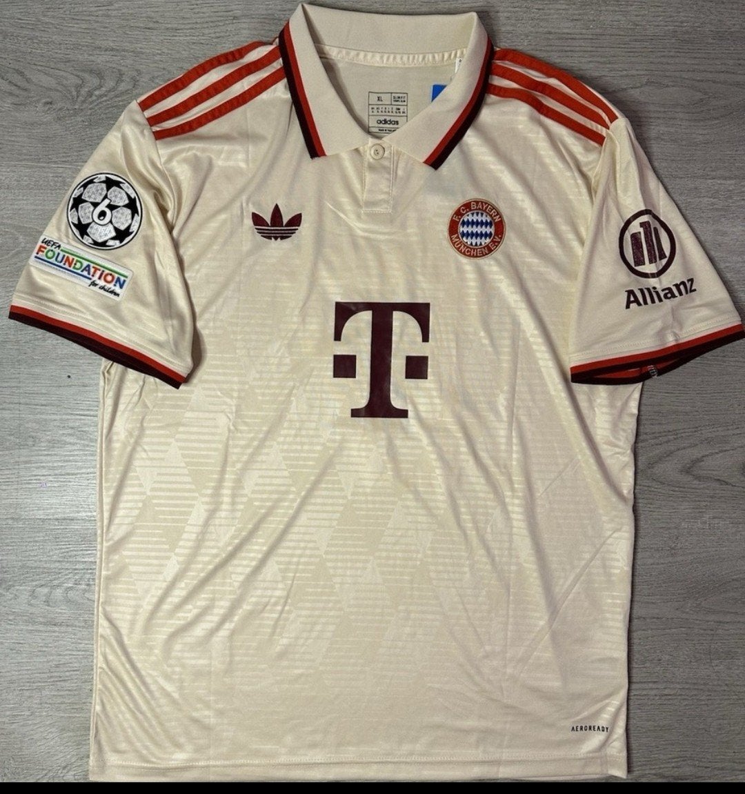 Bayern München Olise Voetbal Uitshirt Origineel 2025, Sport en Fitness, Voetbal, Verzenden