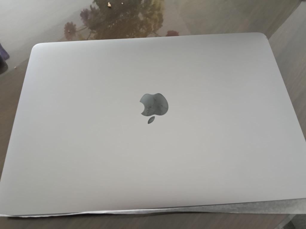 MacBook Air 2020 - 250 euro, Azerty, 8 GB, 13 pouces, Enlèvement