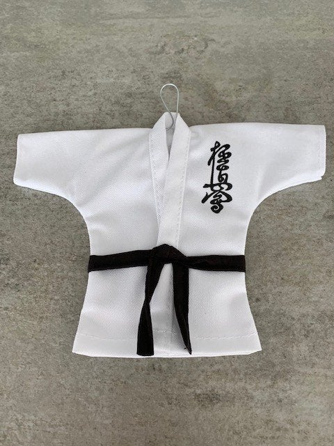 kyokushin karate mini gi (dubbel bedrukt) uniek kyokushinkai, Sport en Fitness, Verzenden, Nieuw, Karate