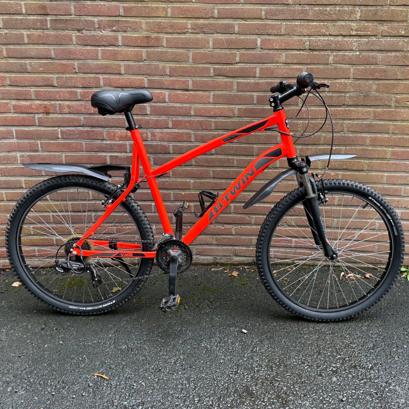 Vélo Btwin Rockrider 26’’ XL, VTT semi-rigide, Enlèvement, Comme neuf, Frein sur jante