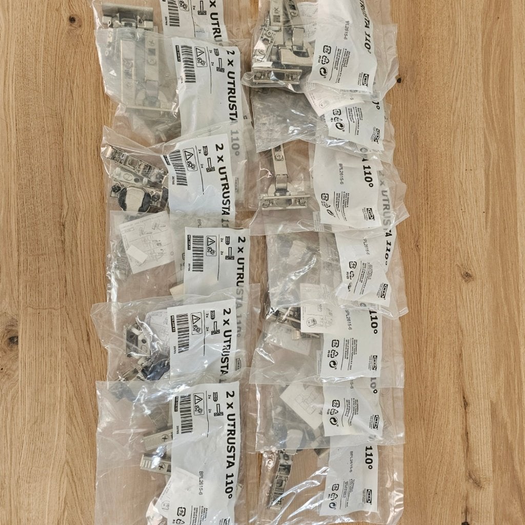 IKEA UTRUSTA 110 Kastscharnieren – NIEUW – 13 verpakkingen, Huis en Inrichting, Overige Huis en Inrichting, Ophalen