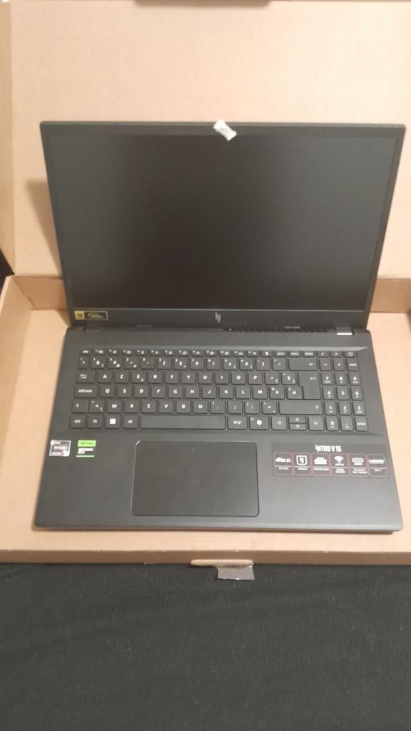 Acer Nitro V 15 TEKOOP met lader etc, Informatique & Logiciels, Neuf, 512 GB, Gaming, Ryzen 5 7540U