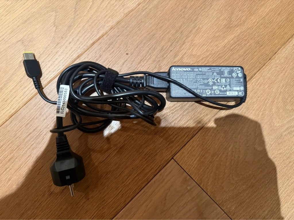 Chargeur officiel Lenovo 45W 20V embout jaune Slim Tip n2, Informatique & Logiciels, Enlèvement ou Envoi, Comme neuf
