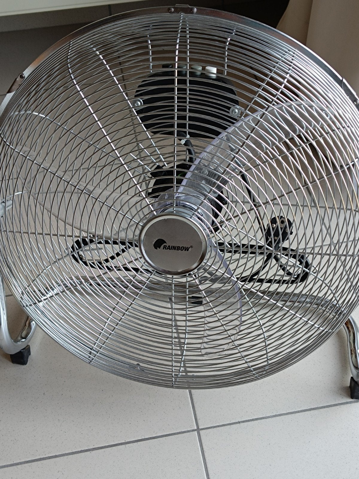 Ventilator Rainbow, Elektronische apparatuur, Ophalen