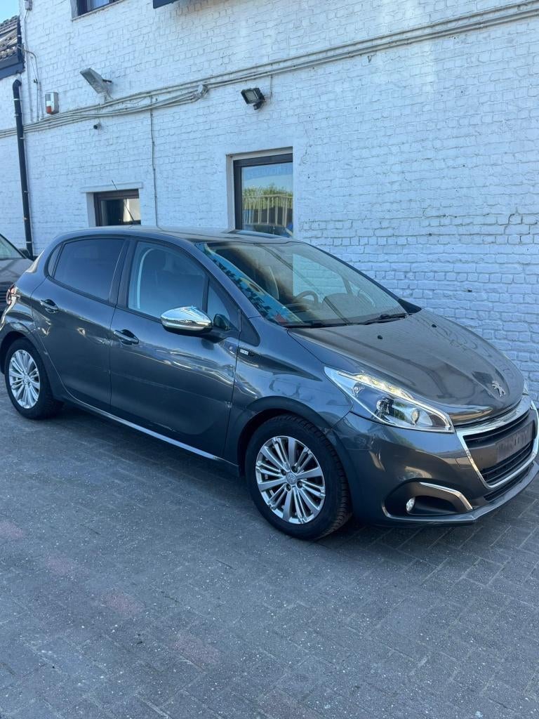 Peugeot 208 1.2 e-VTi Style, Argent ou Gris, Achat, Euro 6, Entreprise