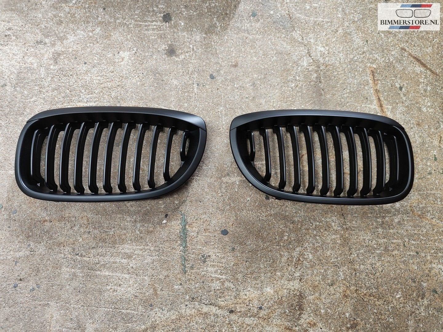 Grille set  Mat zwart  BMW E46 Sedan Touring 2003- (facelift, -, -, Nieuw, Ophalen of Verzenden
