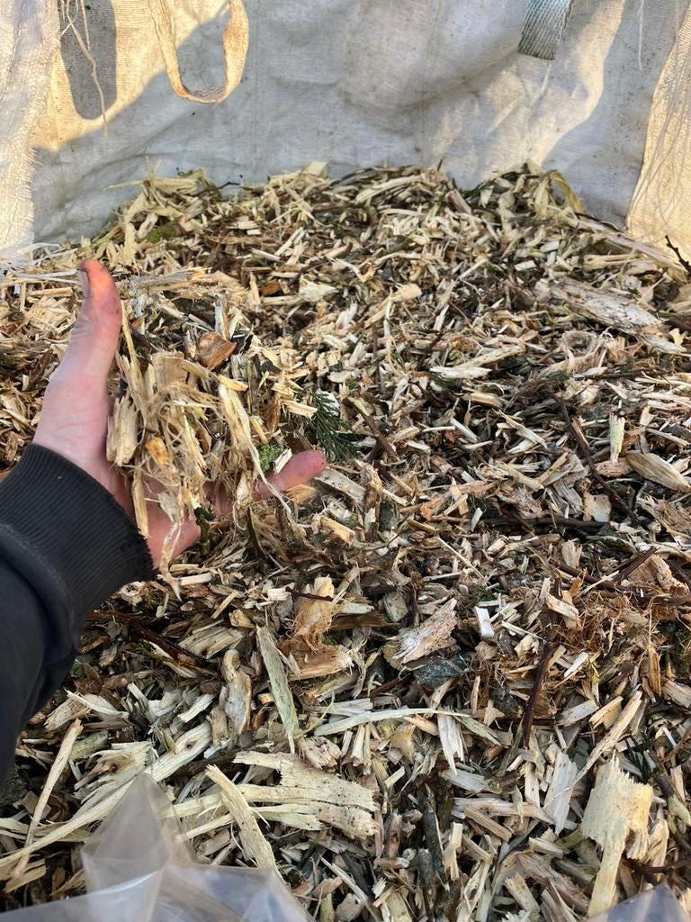 Hakselhout houtsnippers bodembedekker, Enlèvement