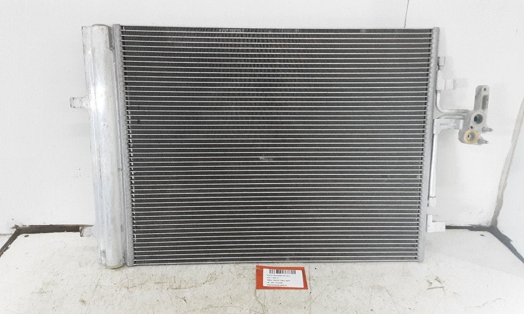 RADIATEUR CLIMATISATION Volvo V60 I (FW / GW) (6G9119710DB), Mevr. I. Hauben, Rue de l'Espoir 34 34
4030  GRIVEGNÉE, BE, Info@Collignon.be
