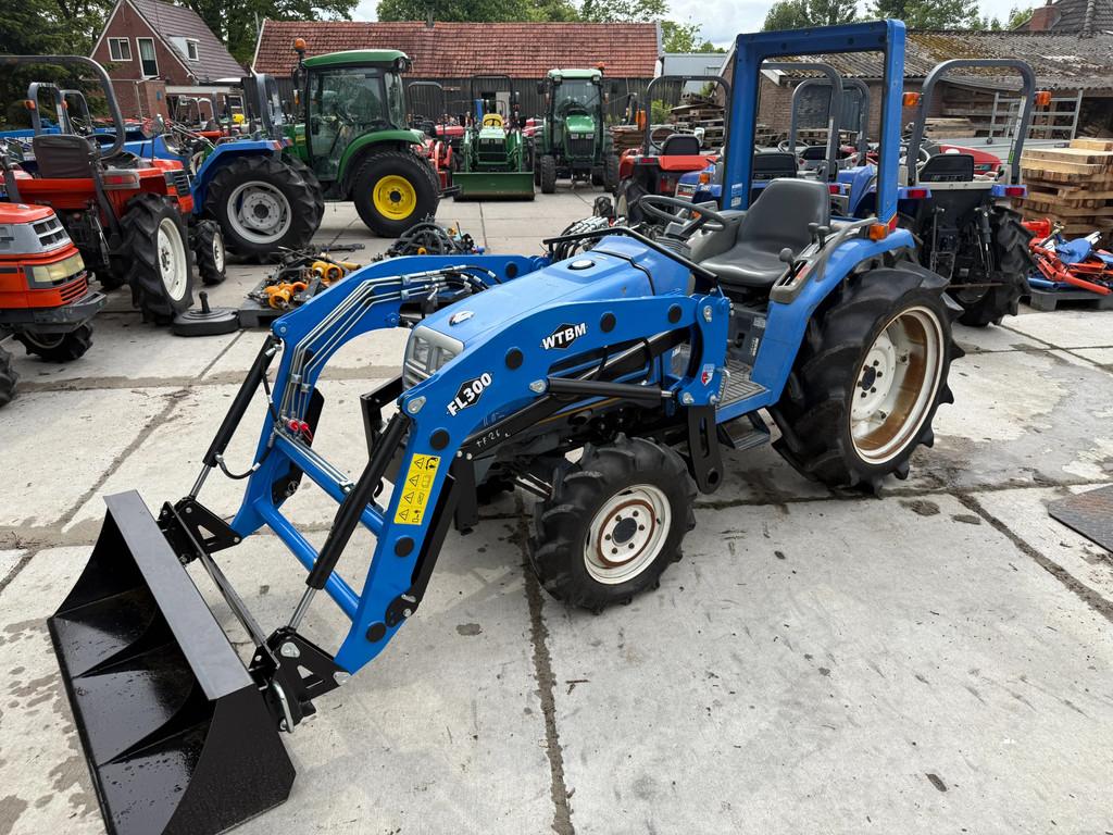 Iseki Sial26 met voorlader, Articles professionnels, Machines & Construction | Jardin, Parc & Sylviculture, Autres types