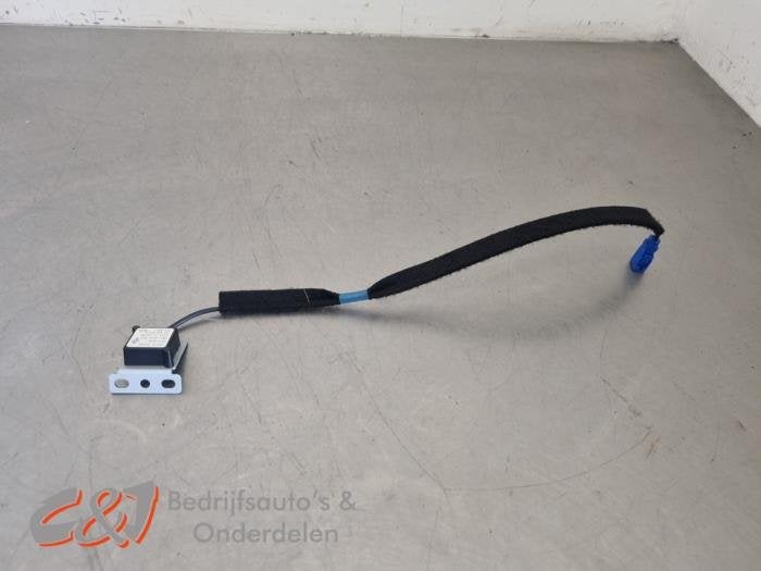 GPS Antenne van een Opel Vivaro, Gebruikt, -, -, Opel