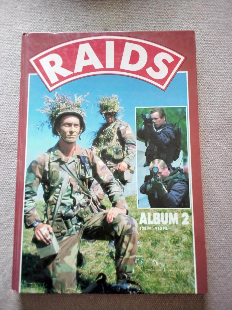 MILITARIA  REVUES  RAIDS, Enlèvement