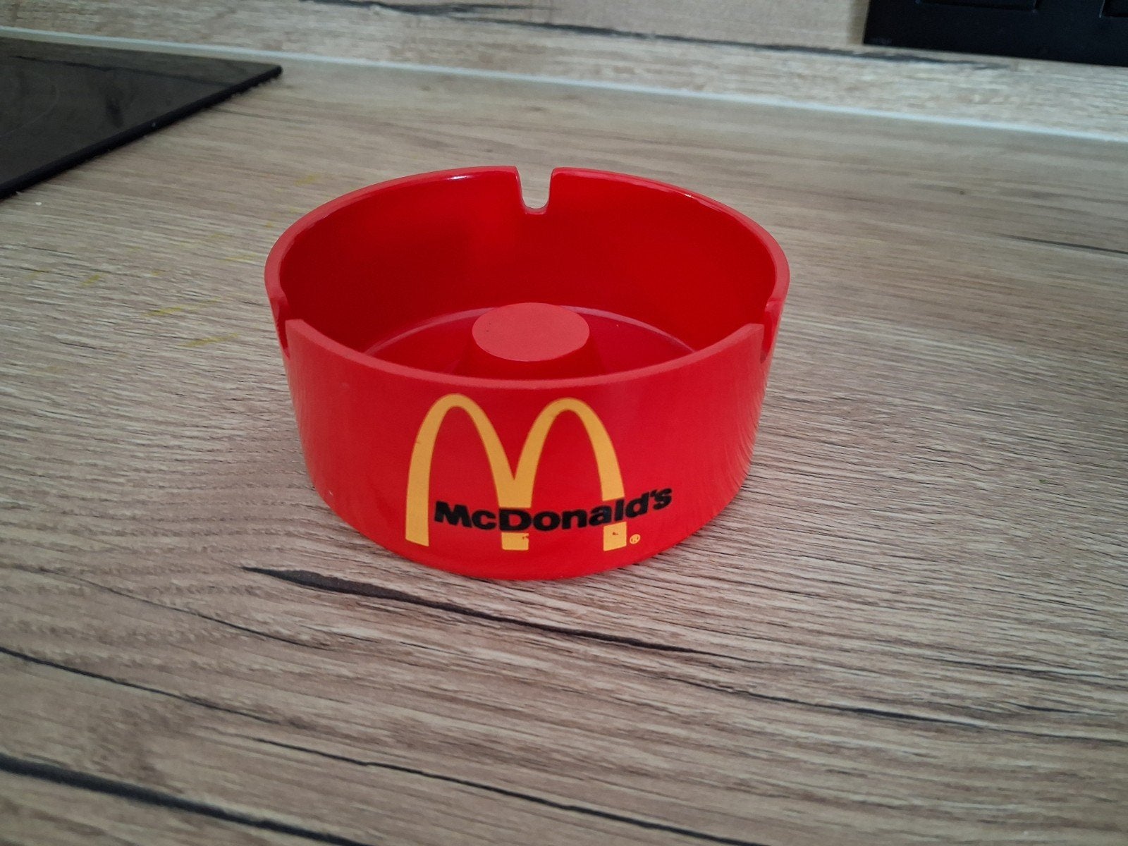 McDonald's asbak jaren '70 -'80, Verzenden