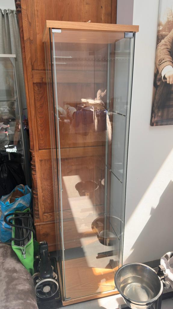 glazen vitrine kastje, Huis en Inrichting, Ophalen, Zo goed als nieuw
