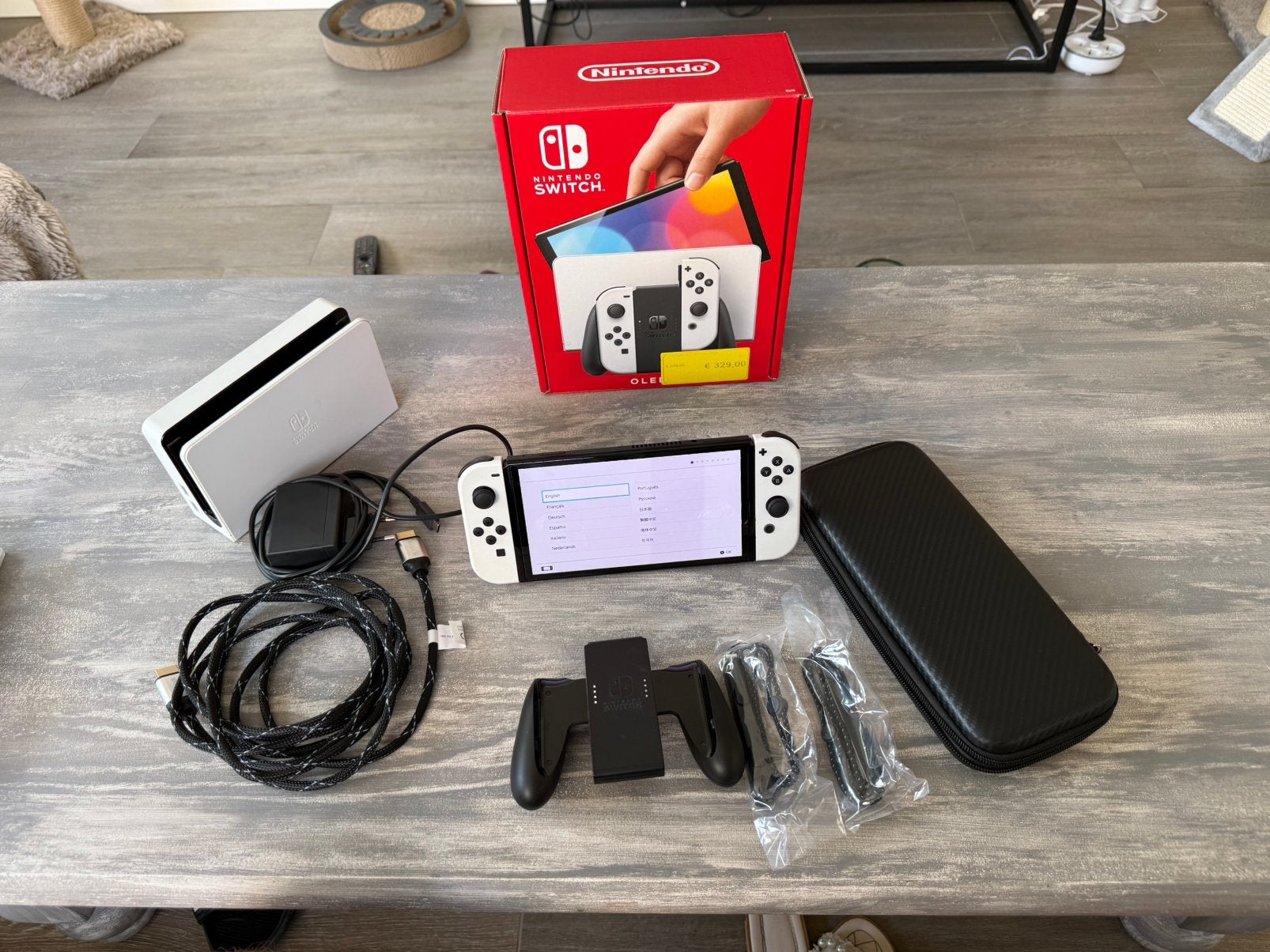 Nintendo Switch OLED Wit (Inclusief hoesje en alle kabels), Ophalen, Switch OLED