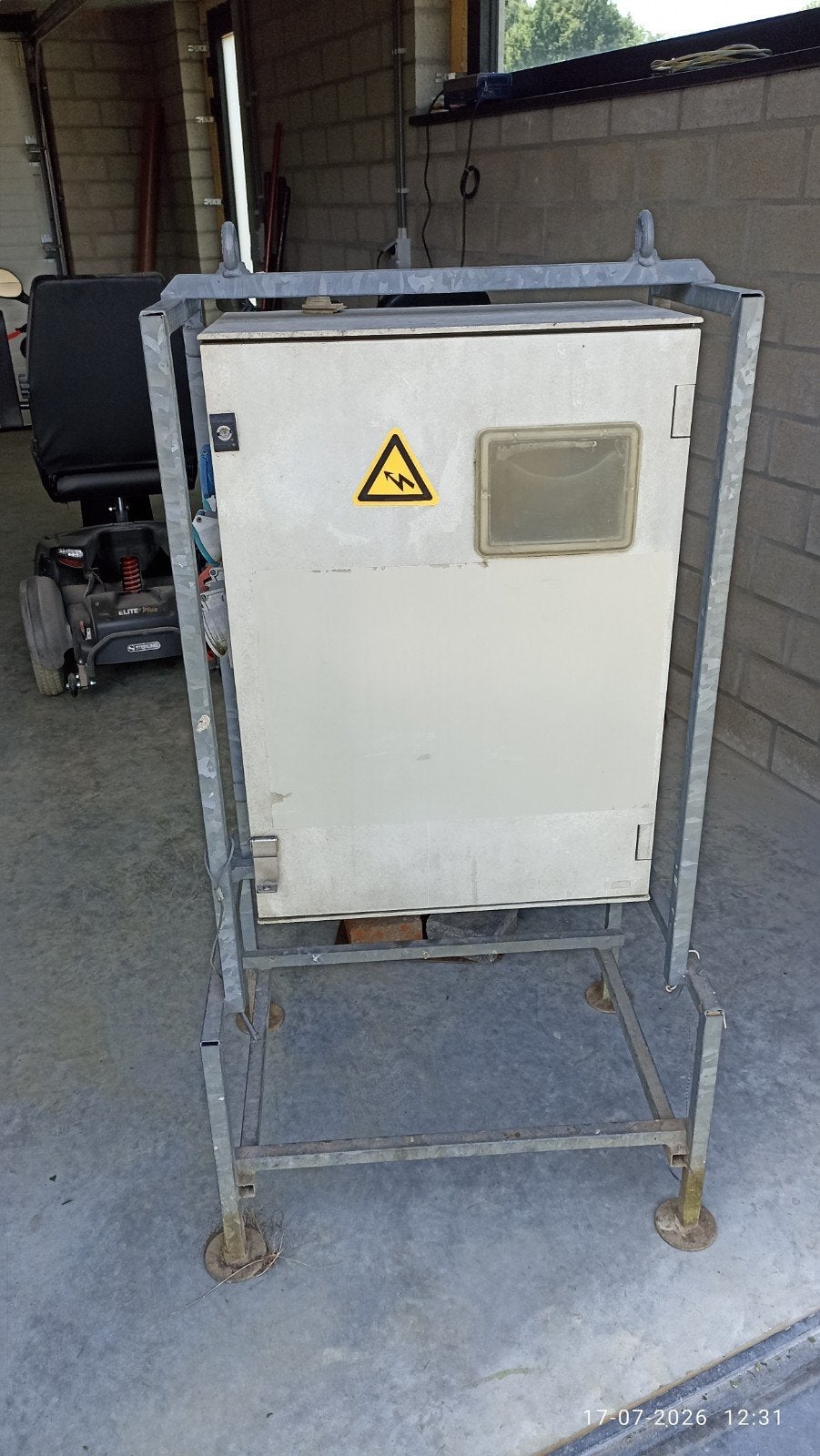 Armoire de jardin, Bricolage & Construction, Électricité & Câbles, Enlèvement