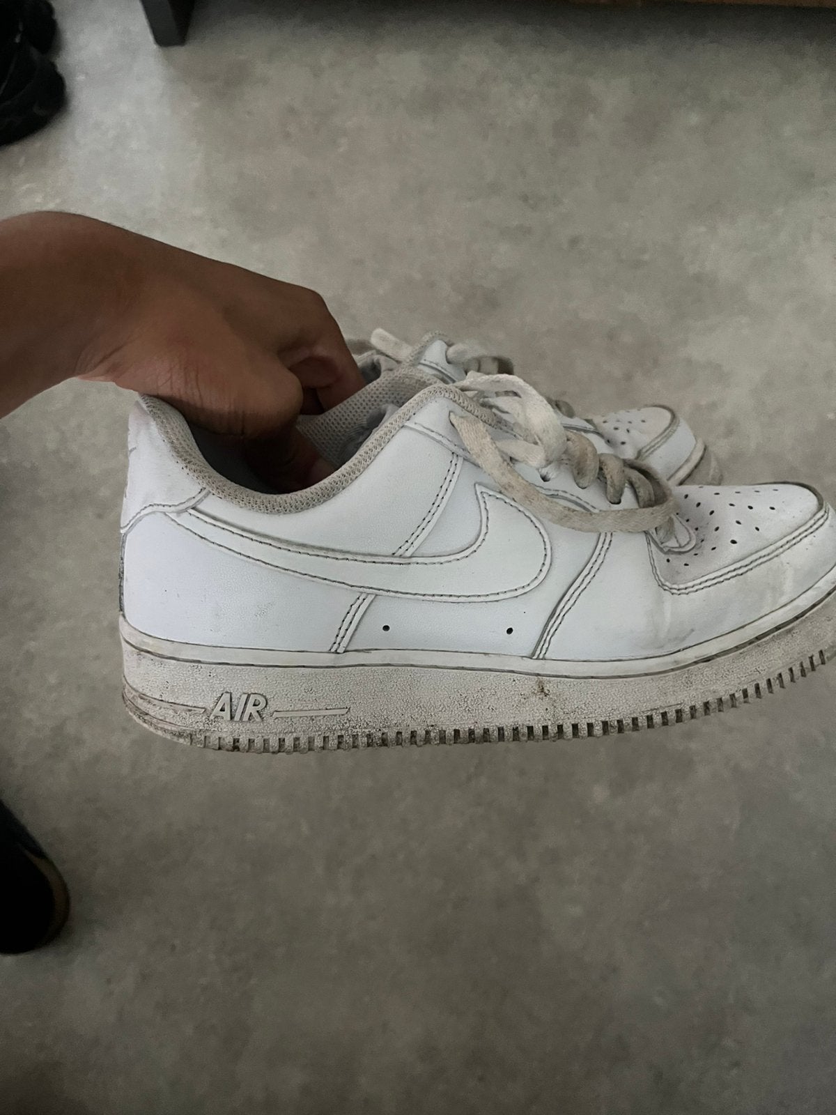Nike Airforce blanche, Vêtements | Hommes, Chaussures, Enlèvement, Porté, Blanc, Baskets