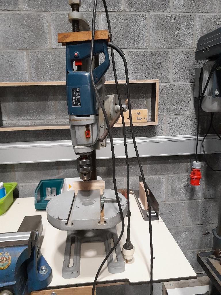 kolomboormachine, Doe-het-zelf en Bouw, Ophalen, Gebruikt, Kolomboormachine