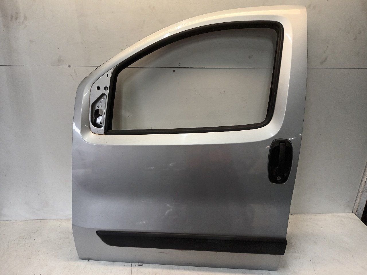 Portier links voor Citroën Nemo, Onderdelen@venauto.nl, Van der Ven Autorecycling B.V., Citroën, Ettenseweg 76, 4706 PB Roosendaal, The Netherlands