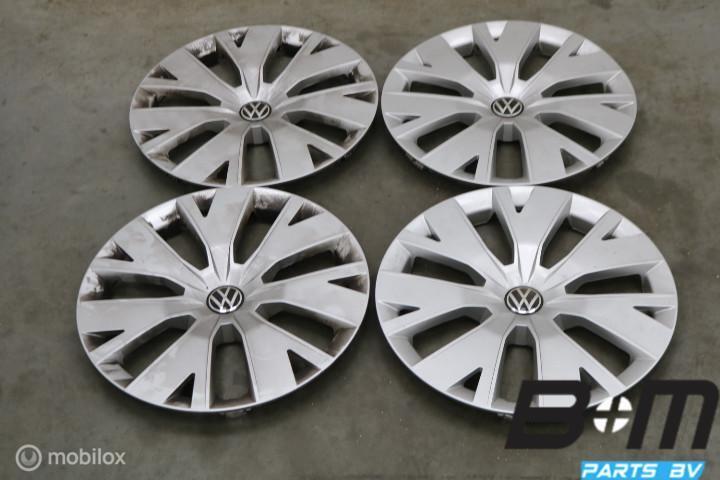 Set 16 inch wieldoppen VW Taigo / T-cross 2GM601147B, Gebruikt, Band(en)