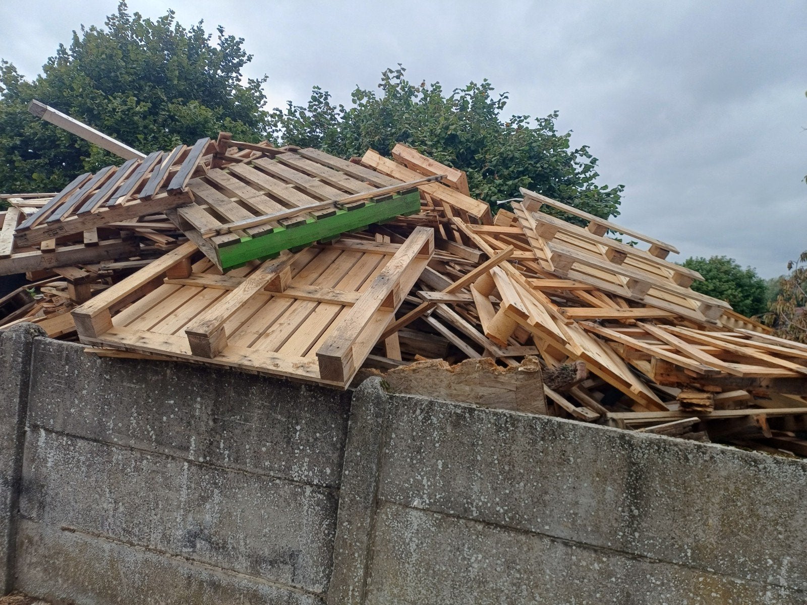 stookhout en  paletten, Tuin en Terras, Brandhout, Ophalen