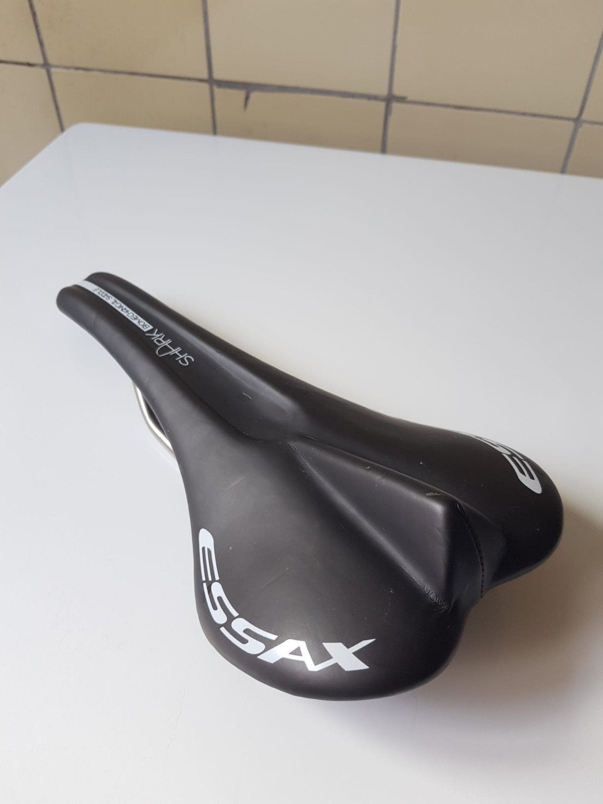 Essax Haaienzadel, Fietsen en Brommers, Ophalen of Verzenden