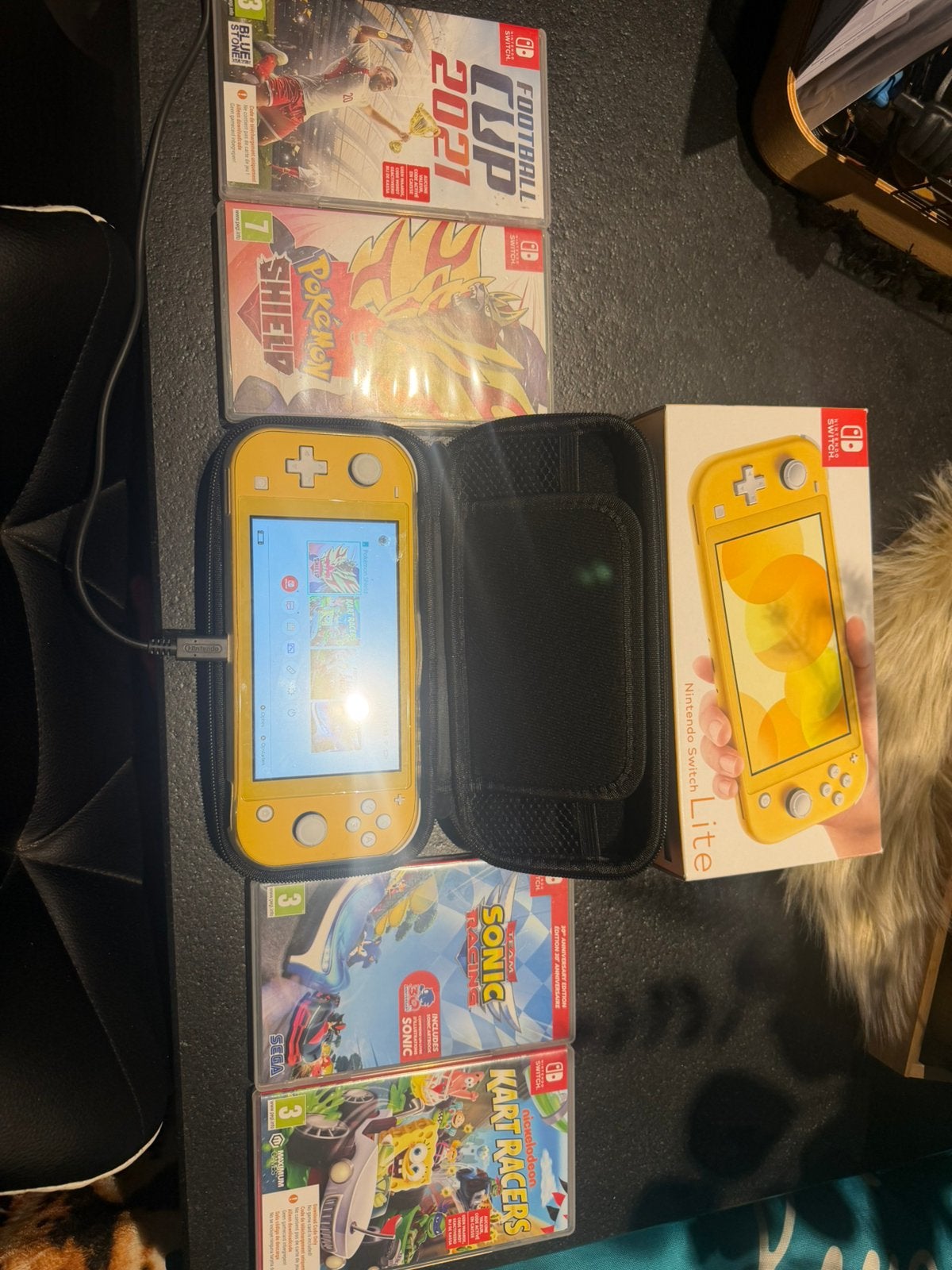 Nitindo switch lite, Games en Spelcomputers, Games | Nintendo DS, Ophalen of Verzenden, Zo goed als nieuw