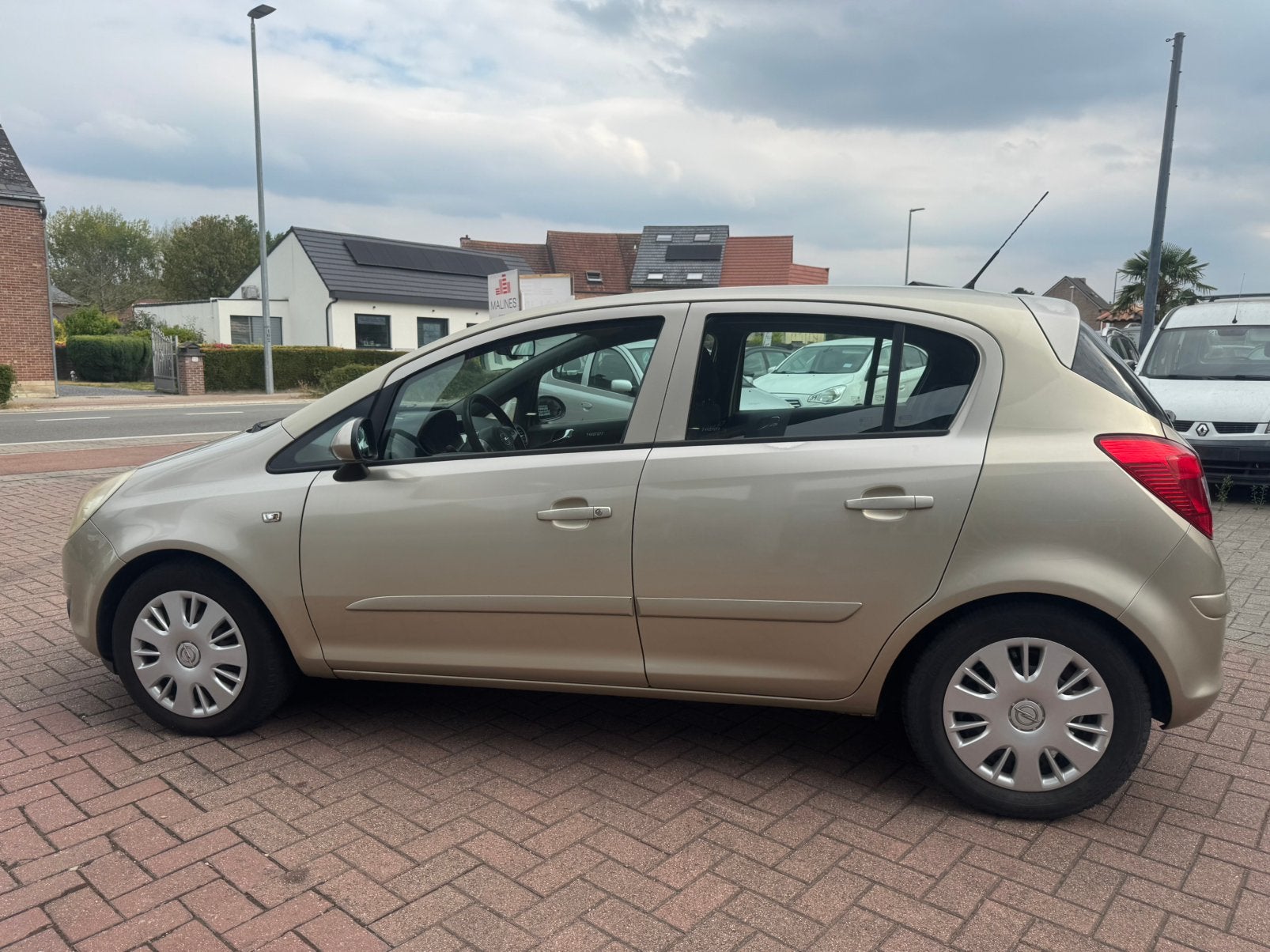 Opel Corsa 1.2 - ESSENCE - AIRCO - 130.000km - 2008, Autos, Achat, Entreprise, Boîte manuelle, Autres couleurs