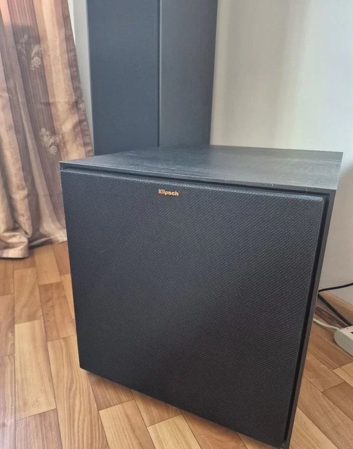 Klipsch R-121SW subwoofer, 150 watt of meer, Inclusief kabels, Subwoofer, Ophalen of Verzenden