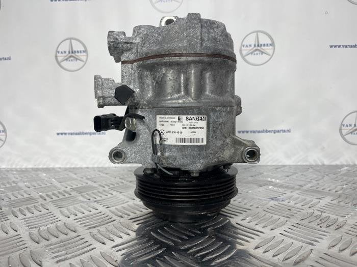 Pompe clim d'un Mercedes Sprinter, -, 3 mois de garantie, Utilisé, -