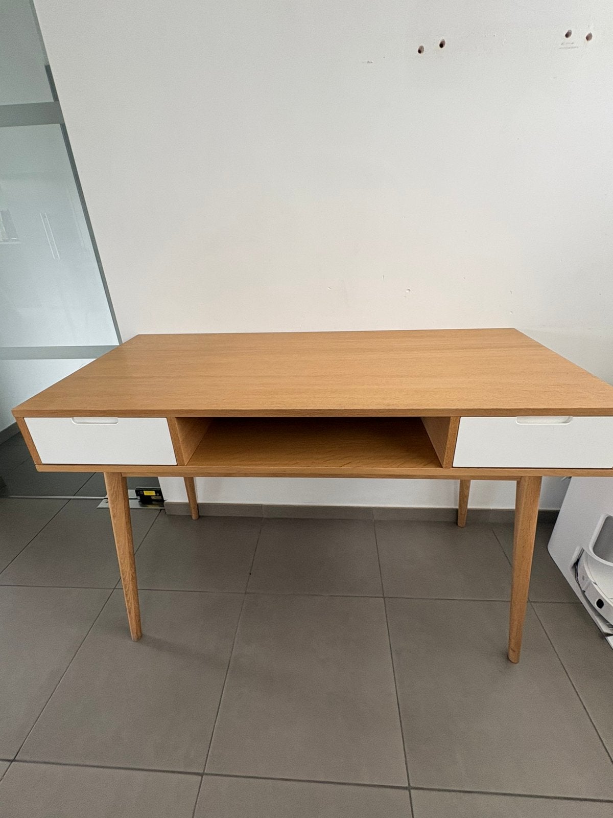 Bureau, Scandinave, Comme neuf, Enlèvement, Avec tiroirs