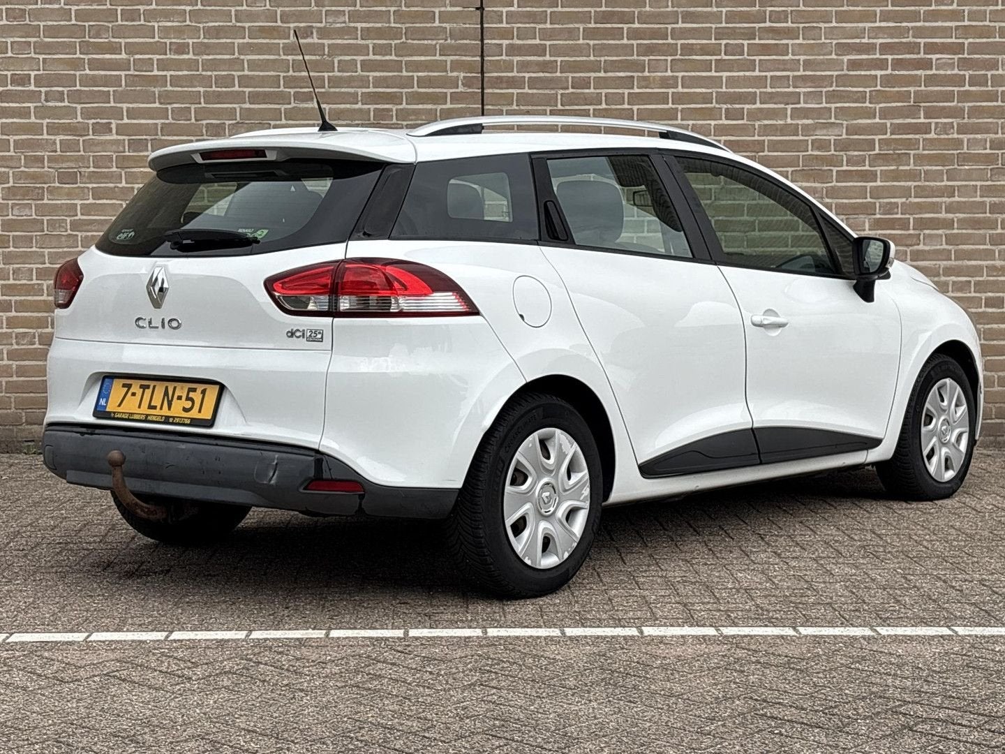 Renault Clio Estate 1.5 dCi ECO Expression | Airco | Cruise, Auto's, Renault, Start-stop-systeem, Wit, Bedrijf, Clio