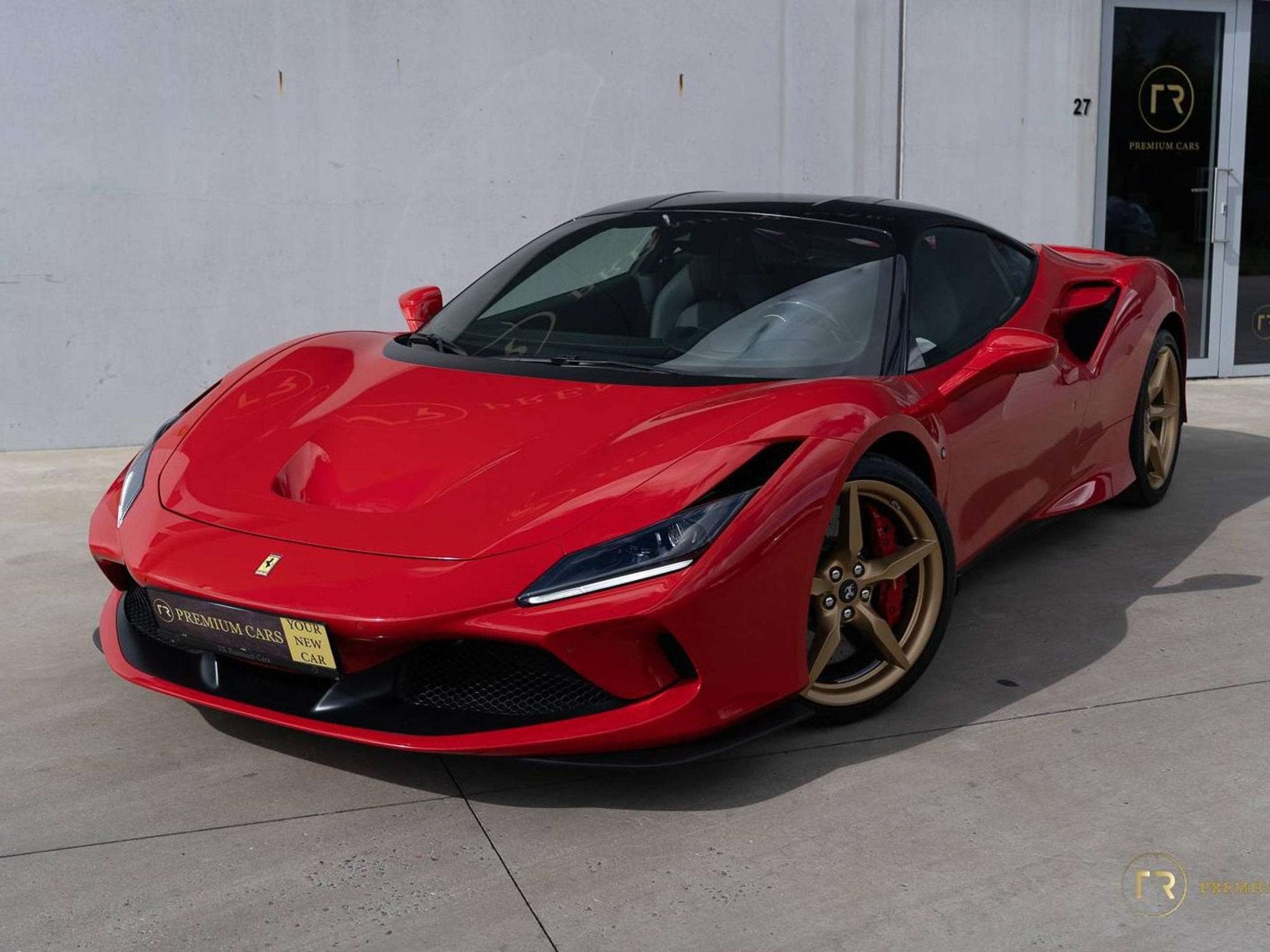 Ferrari F8 Tributo V8 l Rosso Corsa l Carplay l Carbon steer, Rouge, Achat, Entreprise, 2 places