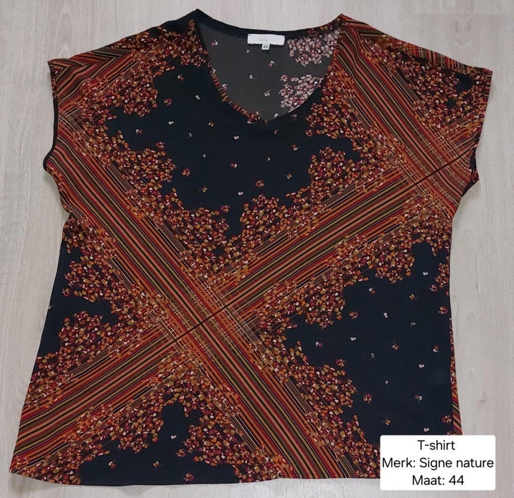 T-shirt dames: Signe nature maat 44 (NIEUW), Kleding | Dames, T-shirts, Maat 42/44 (L), Nieuw, Ophalen of Verzenden, Overige kleuren