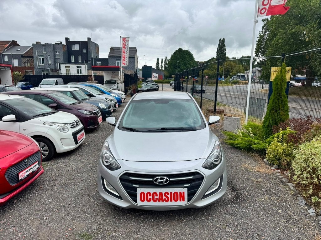 Hyundai i30 1600 Diesel 2016 220.272km *AIRCO*BLUETOOTH*, Auto's, Voorwielaandrijving, Stof, 4 cilinders, Bedrijf