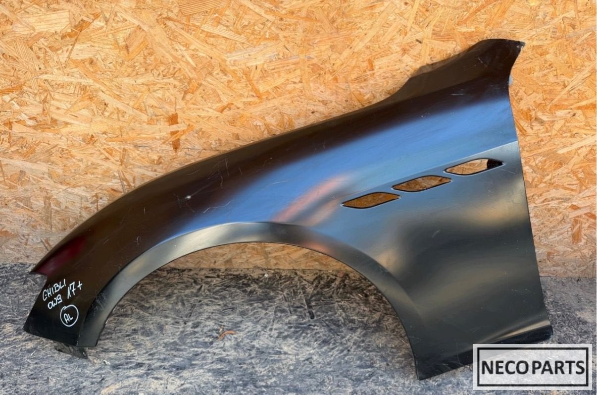 MASERATI GHIBLI SPATBORD ZIJSCHERM LINKS ALLES LEVERBAAR!!!, Maserati, Arrière, -, Haillon arrière